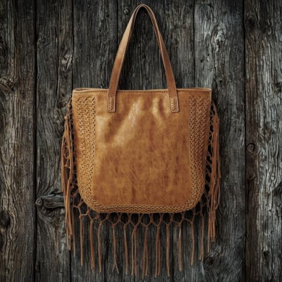 Steve Madden Shay Fax Leather Fringe Trim Large Tan Bucket Tote NWT MSRP $95 - Picture 2 of 8